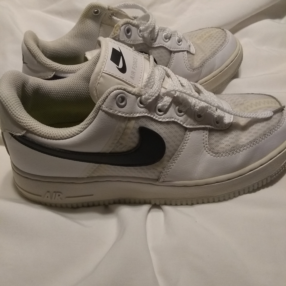 Air Force One Nike Tennis Shoes View 6